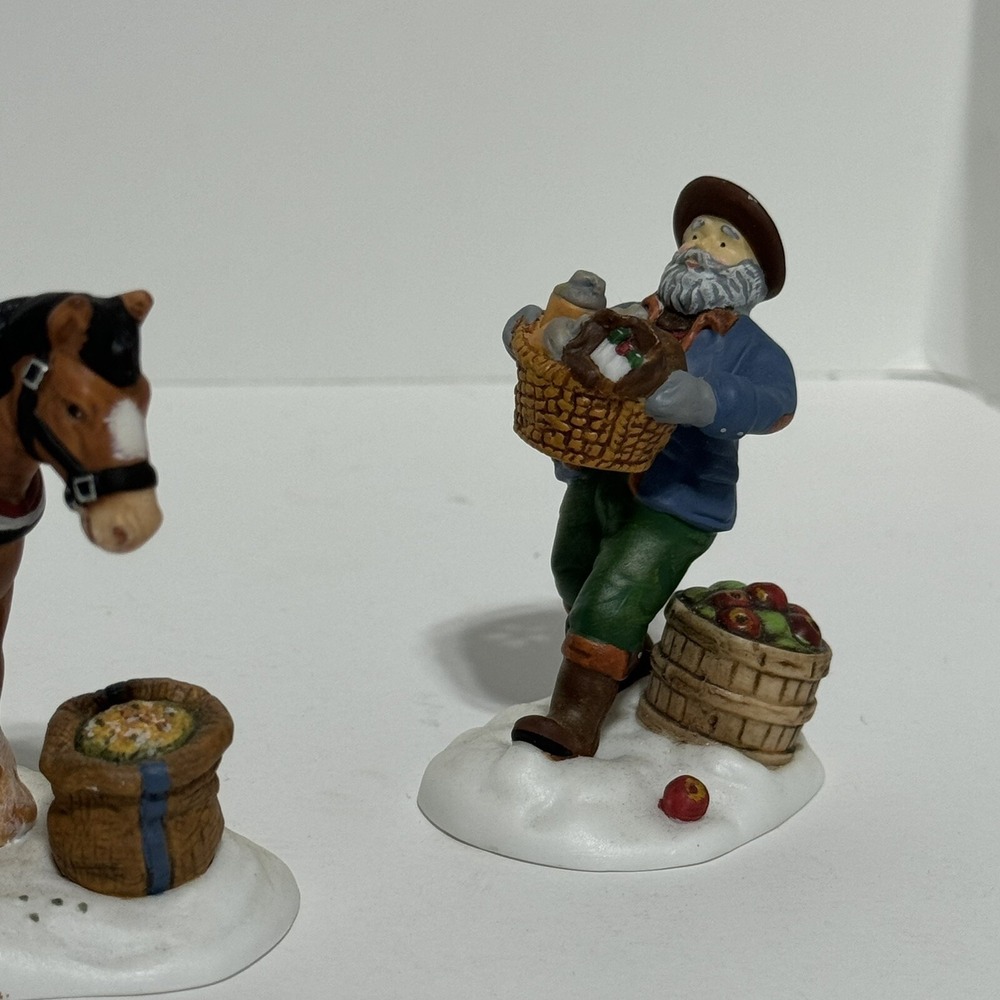 Dept 56 "Load Up The Wagon" Set of 2 - New England Village Series- #56630 w/box - Picture 3 of 16